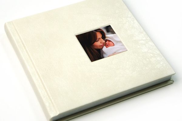 Искусственная кожа + вставка фото 7х7 см 5