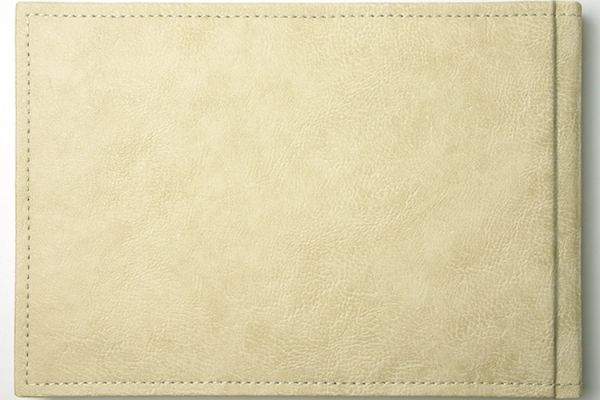 Фотокнига 30х20 см из искусственной кожи 30